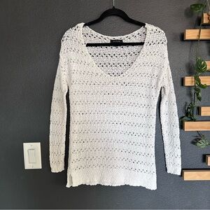 Ann Taylor White Open Knit Sweater Size S Lightweight V-Neck Cotton Blend